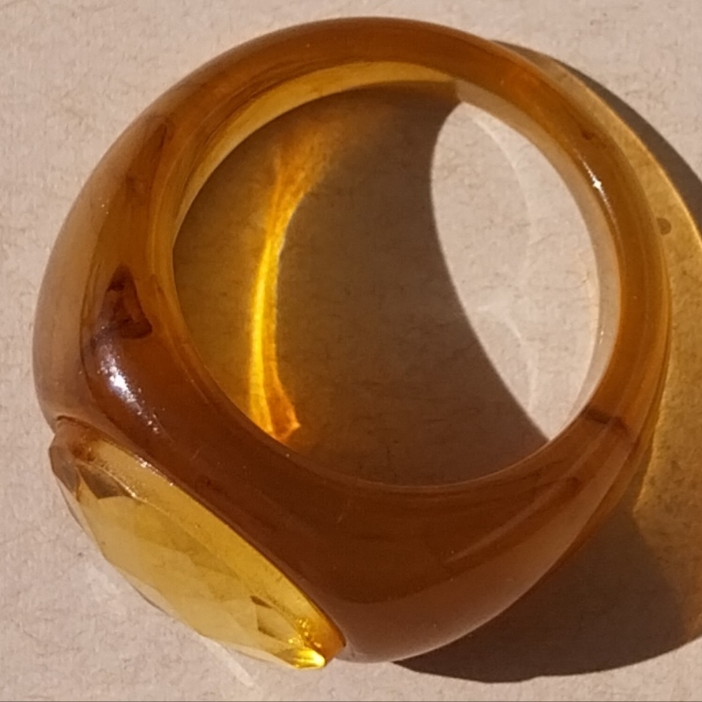 Amber Women's Ring - Picture 9 of 11